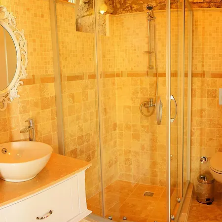 Selin Bed & Breakfast 3*