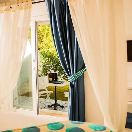 Selin Bed & Breakfast 2*