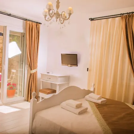 Bed & Breakfast Selin Alaçatı